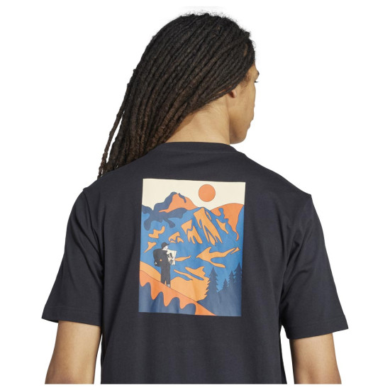 Adidas Ανδρική κοντομάνικη μπλούζα Doodle Hunt Hike Graphic Tee Adidas Ανδρική κοντομάνικη μπλούζα Doodle Hunt Hike Graphic Tee